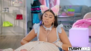 TUSHY Anime-loving Violet Myers first anal Tushy Debut