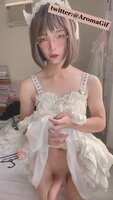 Aroma's Solo Handjob: Big Dick Crossdresser Unleashes His Passion