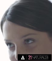 Foxy Di's Sizzling Seduction: Petite Teen (18+) Delivers a Blowjob to Remember