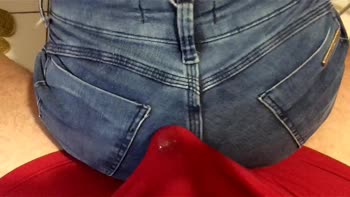 College-Couple's Scorching Jeans Shorts Lapdance Ends in Pants Cumshot