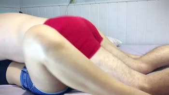 College-Couple's Scorching Jeans Shorts Lapdance Ends in Pants Cumshot