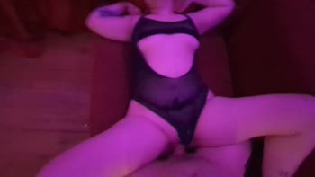 leonita_19 - Leonita's Red Hot Night: Stripping, Masturbating & Giving Head