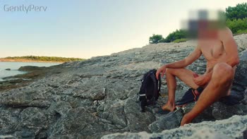 Beach Babe's Risky Flash and Masturbation