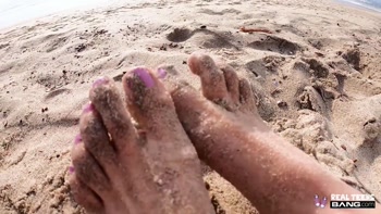 Summer Lovin': Teen (18+) Summer Vixen's Beachside Piss & Hardcore Hotel Room Fuck