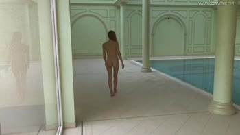 Stefanie Moon's Sizzling Underwater Show with Tiny Tits