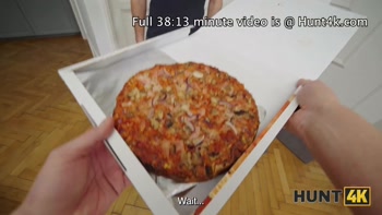 HUNT4K. Wrong Order, Right Pussy