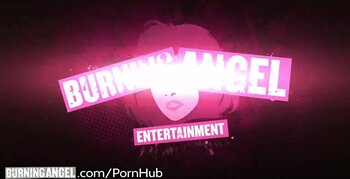 Proxy Paige's Red-Hot Anal Fisting Ride with Joanna Angel