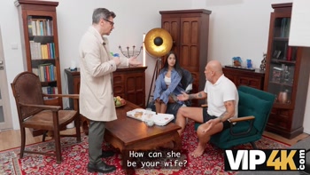 VIP4K. Sexual game of risky intimacy