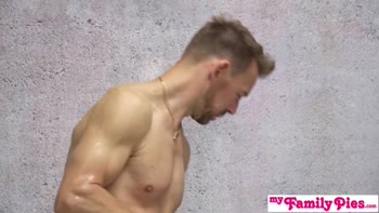 Step Sister Tiffany Tatum Creampied Showing Me The European Way S11:E5