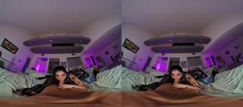 Madison Wilde's Virtual Reality Frenzy: VALORANT REYNA Cosplay