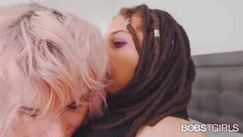 Dream Divyne's Steamy Fuckbuddy Fun: Anal & Blowjob