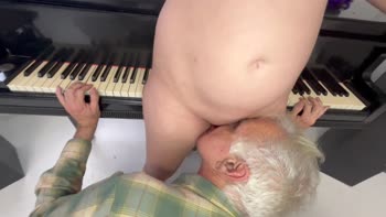 Stepdad's Sensual Seduction: Hotsexl69 Teaches Piano Lesson in More Ways Than One