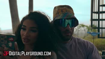 Mansion Secrets Unlocked: Nicole Kitt, Ryan Reid, Jennie Rose & Nicole Doshi in a Sultry Orgy