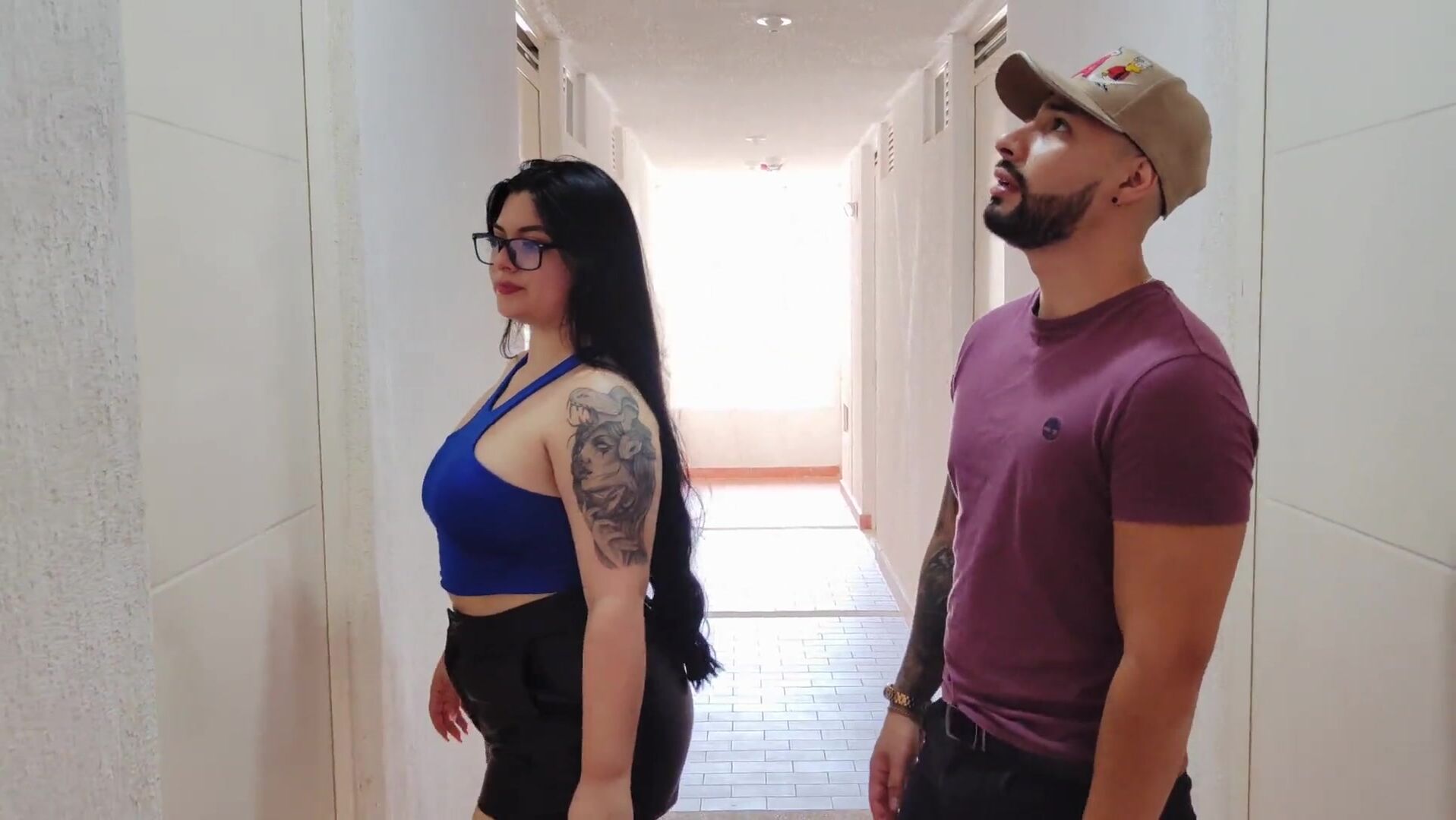 Antonella goes to Visit and Ends up Fucking her Friend's Son