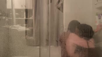 Princess and the dreadz - Petite Princess Steams Up Showers With BBC in Steamy 60FPS Scene