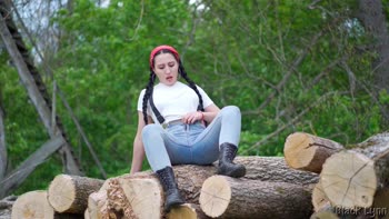 Black Lynn's Forest Fantasy: Solo Masturbation Unleashed