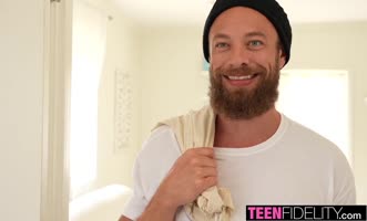 Amber Moore - Amber's Sizzling Homecoming: Big Tits, Hot Ass, and Passionate Blowjobs