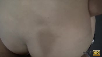 HUNT4K. Man for Money let Stranger Fuck his Slutty Girlfriend in Gym