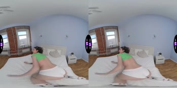 Horny Funky Town Fingers Her Cunt To Orgasm – TmwVRnet