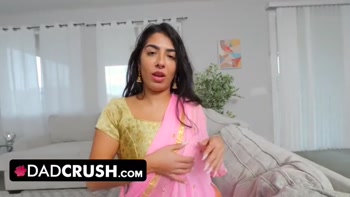 Step Daughter Jasmine Sherni Feels Weird About Her New Stepdad Feeling Up Her Tits And Ass -DadCrush