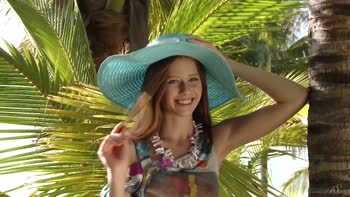 Blonde Teen (18+) Goddess Unveils Her Stunning Natural Beauty