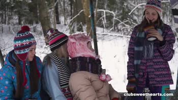 Sirena Milano's Snowy Surprise: Petite Lesbians Scissoring in the Frost