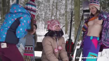 Sirena Milano's Snowy Surprise: Petite Lesbians Scissoring in the Frost