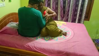 Authentic369's Saree Seduction: Indian MILF Gets Roughly Fucked & Creamed