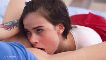 Molly Brown Seduces Molly in a Sizzling Russian Lesbian Romp