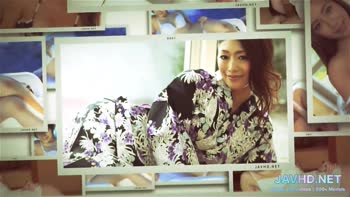 Japan's Squirt Queens Unleashed: Orgasmic Pissing Frenzy