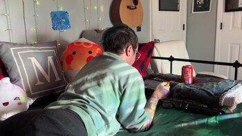 iwillbeyourmuse - Gassy g Goddess Spreads the Love