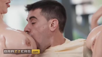 Kesha Ortega Serves Up Dual Pleasures in Big Tit Threesome