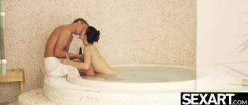Anie Darling's Sizzling Hot Tub Romp: Reverse Cowgirl Creampie