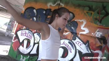 Cindy Shine's Solo Run: Fingering in Public, Caught and Delighted
