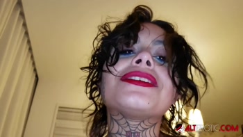 Genevieve Sinn's Tattooed Temptation Gets Screwed by Sascha Ink