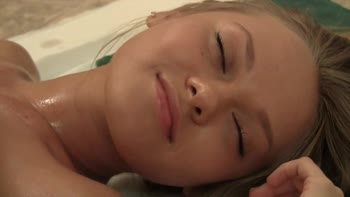 Blonde Hottie's Virgin Massage Delight