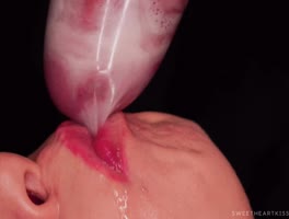 SweetheartKiss's Close Up Blowjob Leaves Him Beaming After Two Cumshots