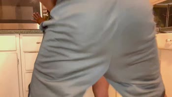 Fijii Pornbox's Anal Bliss: Lightskin Baddie Delivers