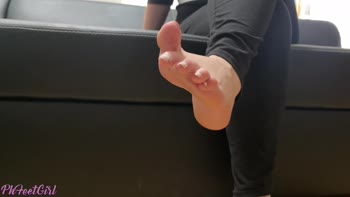 PhFeetGirl's Pure Pedicured Perfection