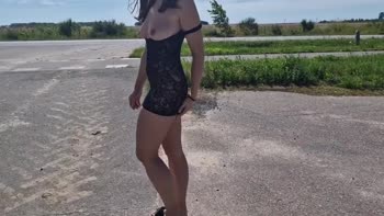 HottPussy118 Spills Her Juicy Assets to Passing Cars