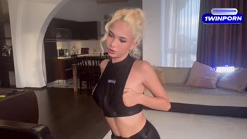 Lil Karina's Asian Babe Anal Delight