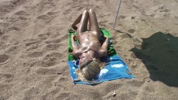 Agnes' Sun-Kissed Sensuality: Beachside Bareness