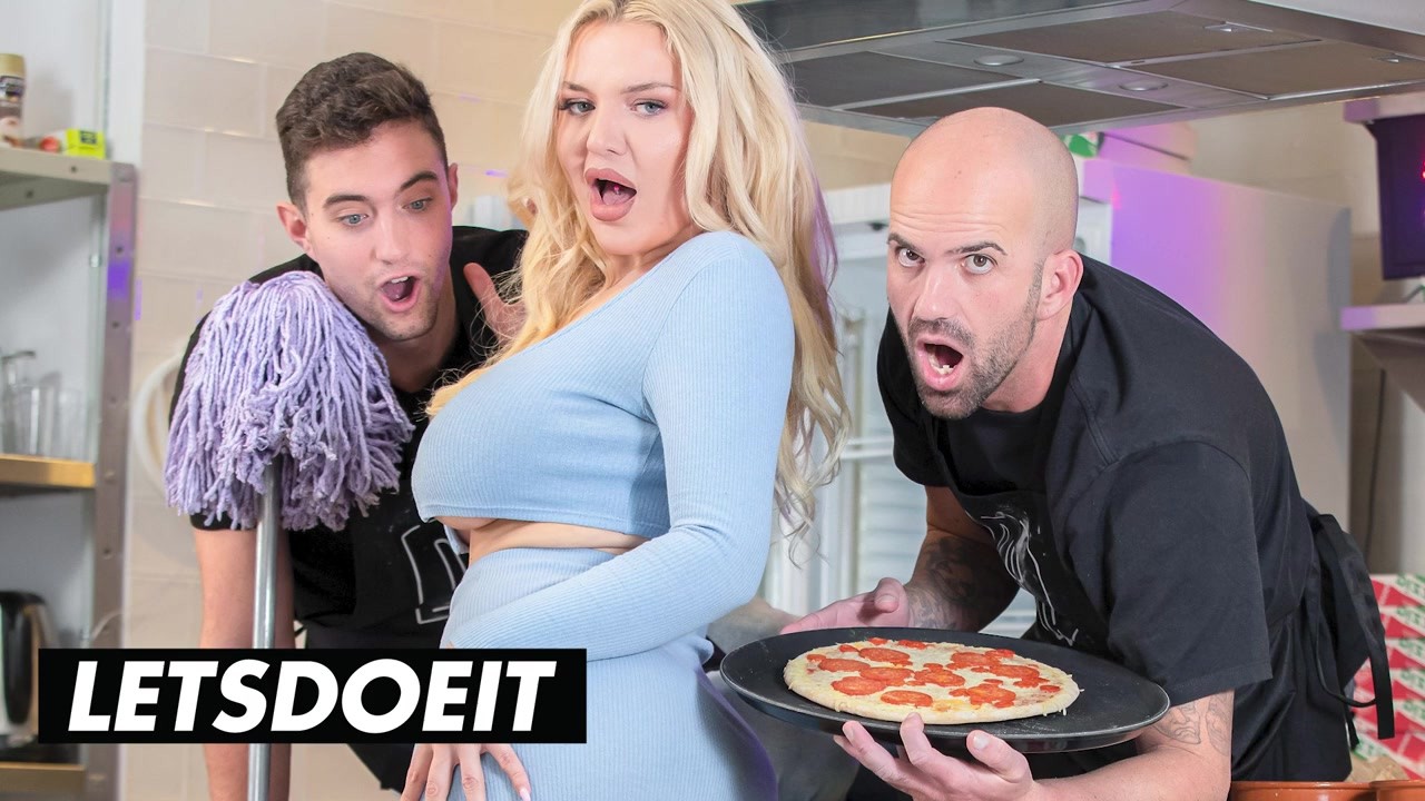 Slutty StepMom Miss Jackson Fucks Restaurant Workers - LATINA MILF