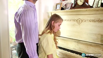 Teen (18+) Hannah Hays Does Anal On The Piano