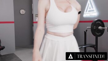Zariah Aura & Lola Morena Get Transfixed in Steamy Public Gym Anal Orgies