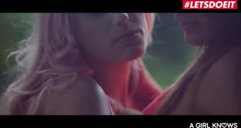 Angel Wicky & Vanessa Decker: Sizzling Czech Teen (18+) Lesbians in Public
