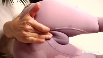 Anna Thorn - Anna's Yoga Pants Soak Up Her Squirting Bliss