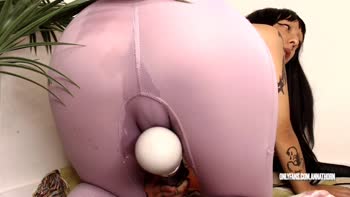 Anna Thorn - Anna's Yoga Pants Soak Up Her Squirting Bliss