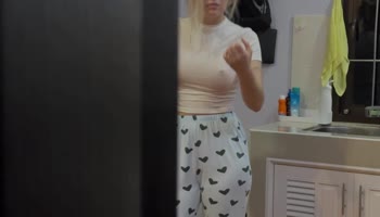 BootyFrutti's Sensual Rubs: A Pussy Pleasing POV