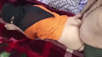 SobiaNasir2003: Pakistani Hijaab Girl's Shocking School Affair With Her Teacher